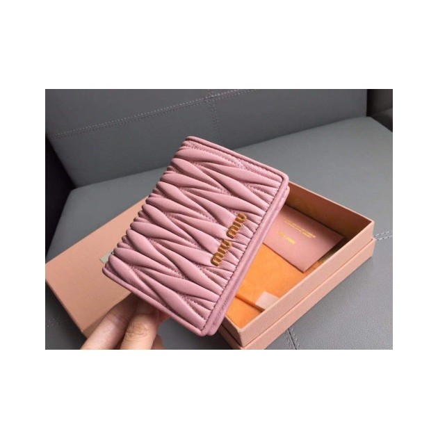 MIUMIU 미우미우 여성용 클래식 지갑