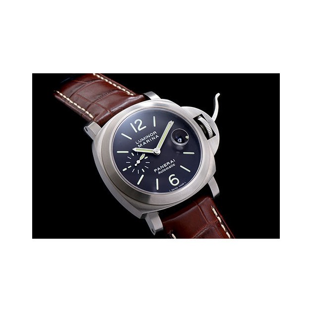 PANERAI 파네라이 루미노르 PAM00240