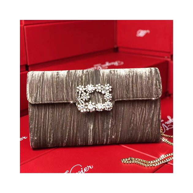 ROGER VIVIER 로저비비에 벨벳 체인클러치 24CM R30588