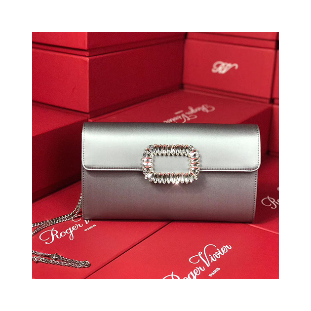 ROGER VIVIER 로저비비에 체인 클러치 24CM R50014