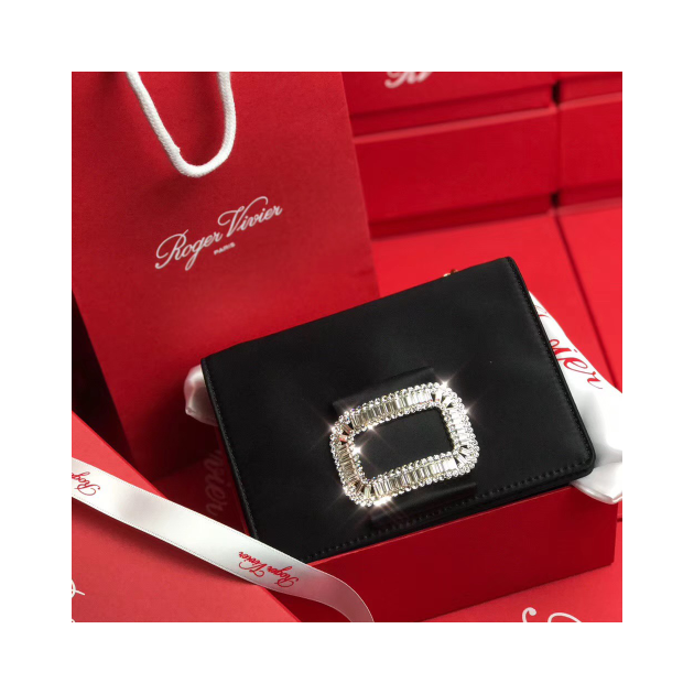 ROGER VIVIER 로저비비에 엠벨리쉬 미니 숄더 18CM R60029