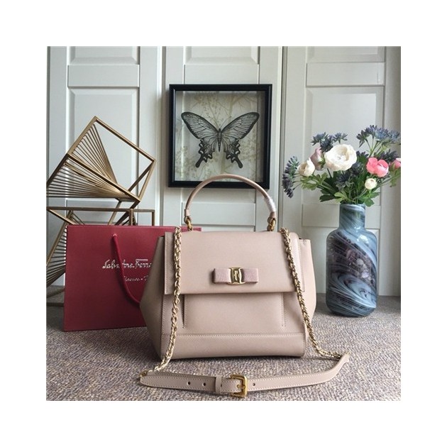 FERRAGAMO 페레가모 바라 플랩백 GM 21F558-2