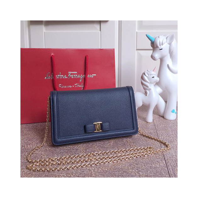 FERRAGAMO 페레가모 미니 체인 숄더백 22C916-3