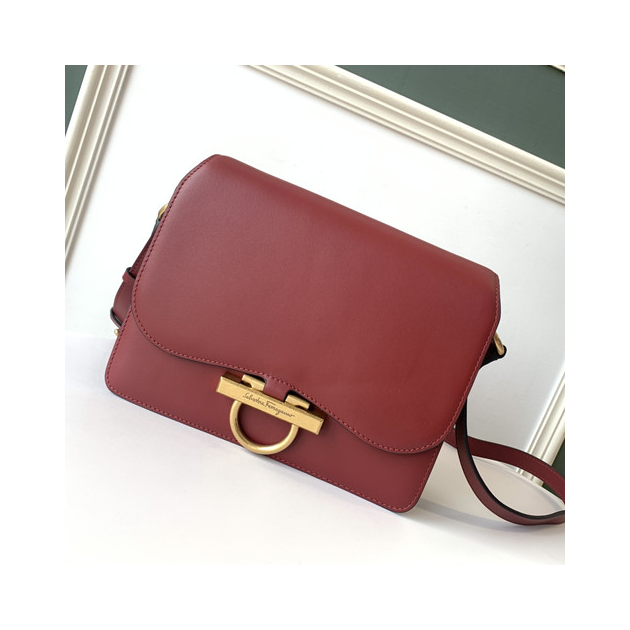 FERRAGAMO 페레가모 플랩백 21H321-3 2020/신상