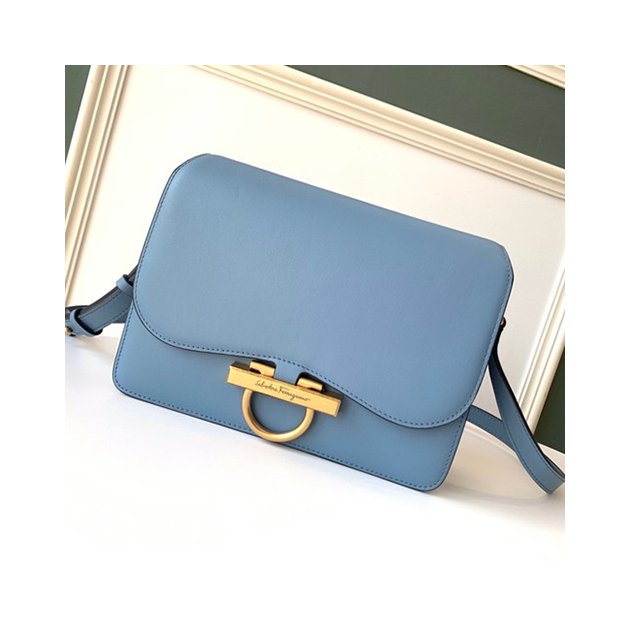 FERRAGAMO 페레가모 플랩백 21H321-5 2020/신상