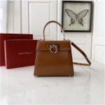 FERRAGAMO 페레가모 토트&숄더백 DY-212269-3