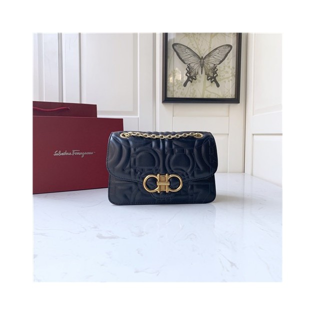 FERRAGAMO 페레가모 플랩 체인백  21H168-2 2020/신상