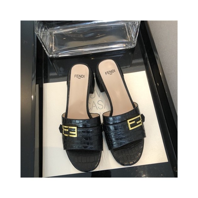 FENDI 펜디 여성용 슬리퍼 F10080-3 2020/신상