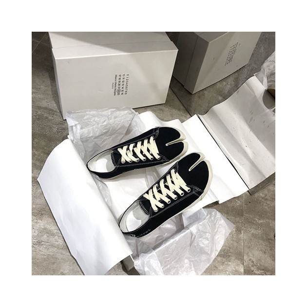 MAISON MARGIELA 메종마르지엘라 남여공용 스니커즈 봄신상