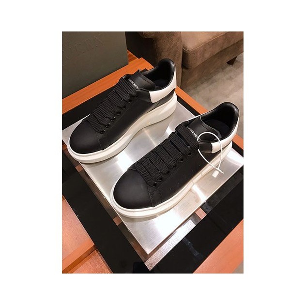 ALEXANDER MCQUEEN 알렉산더맥퀸 남여공용 스니커즈 신상 (290사이즈 주문제작)