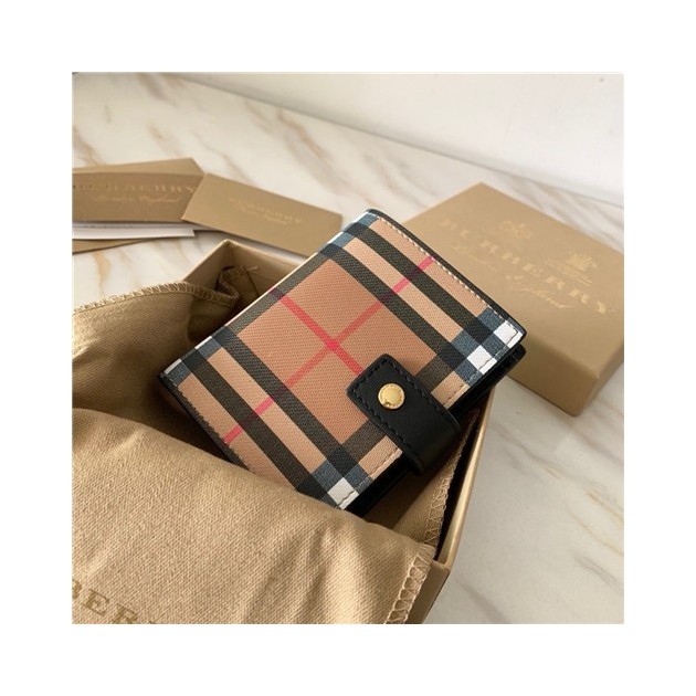 BURBERRY 버버리 지갑 신상 B50140-1