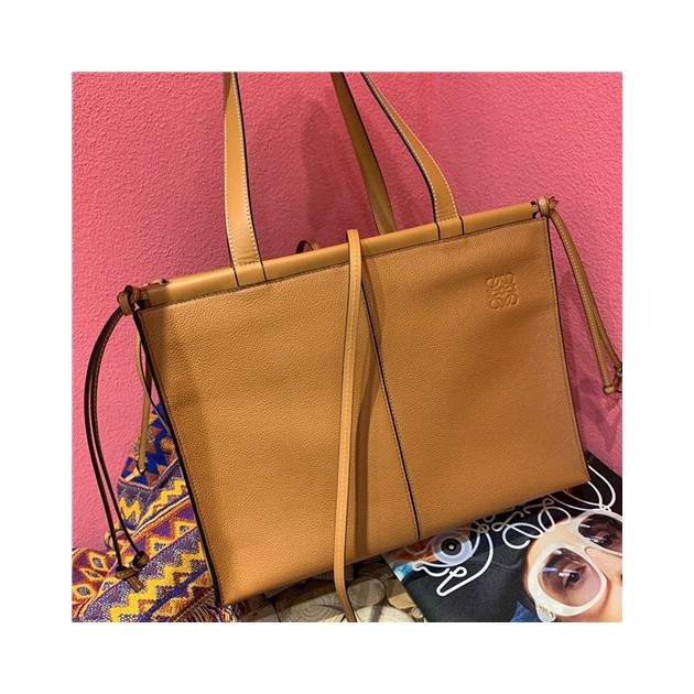 LOEWE 로에베 쿠션 토트백 L00120-3 2021/신상 2COLOR