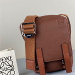 LOEWE 로에베 크로스백 L18210