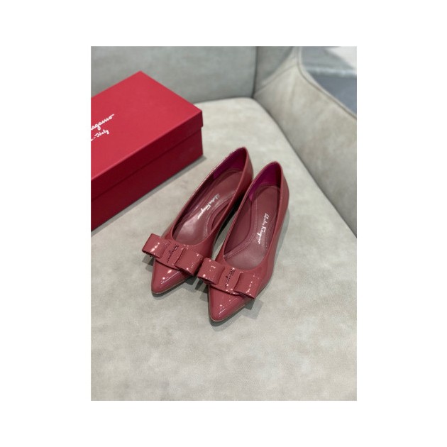 FERRAGAMO 페레가모 여성용 단화 (굽높이2CM) F32020-4