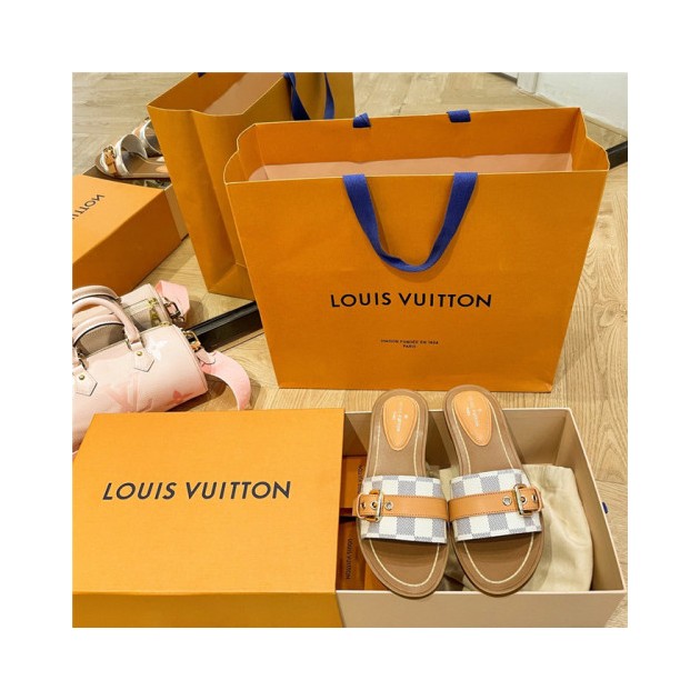 LOUIS VUITTON 루이비통 여성용 슬리퍼 L6700