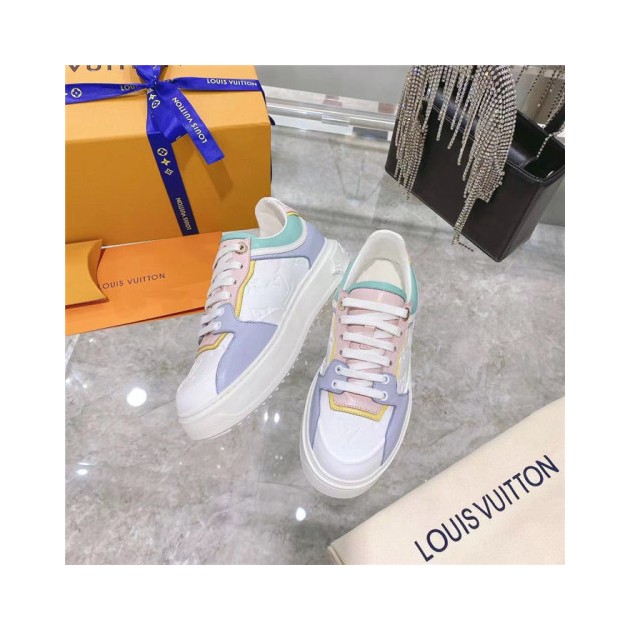 LOUIS VUITTON 루이비통 여성용 스니커즈 L97001
