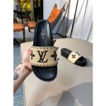 45위 LOUIS VUITTON 루이비통 여성용 슬리퍼 L89844