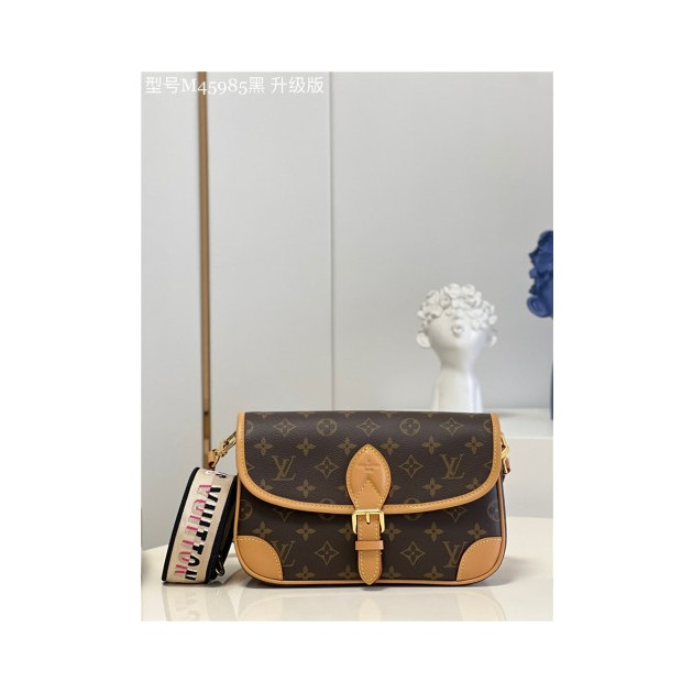 LOUIS VUITTON 루이비통 다이앤 크로스백 M45985
