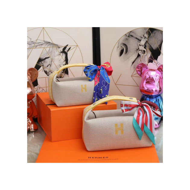 HERMES 에르메스 브라이드 어 브락 파우치