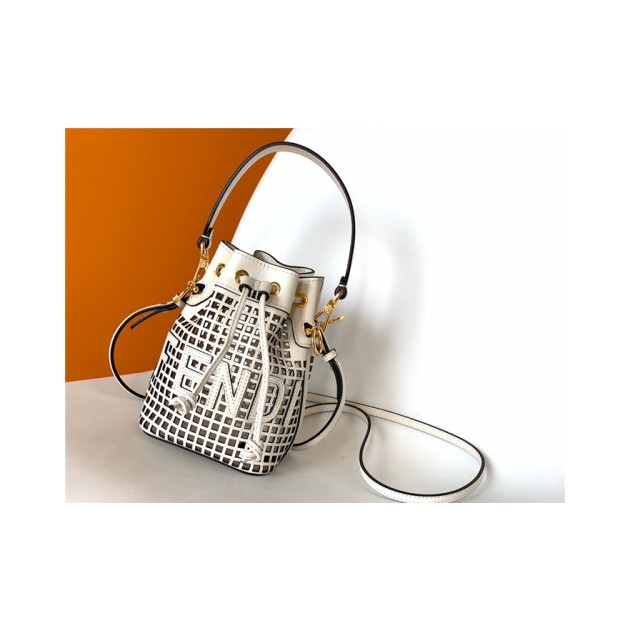 FENDI 펜디 몬트레조 미니 버킷백 F8010