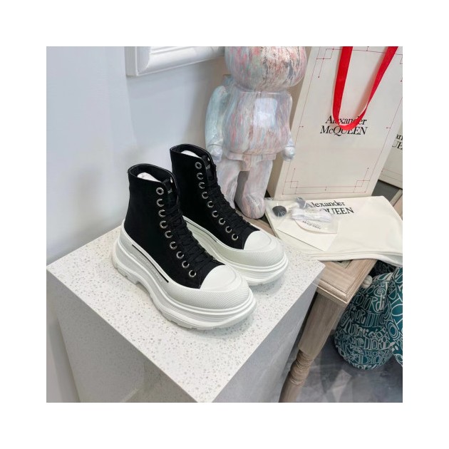 ALEXANDER MCQUEEN 알렉산더맥퀸 트레드슬릭 하이 스니커즈