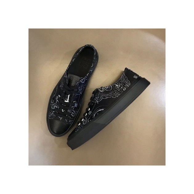 GIVENCHY 지방시 남성 스니커즈