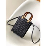 FENDI   펜디 선샤인 미니 크로스백 F8051