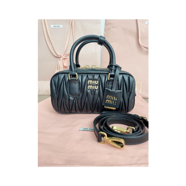 MIUMIU 미우미우 보스턴백 5BB14
