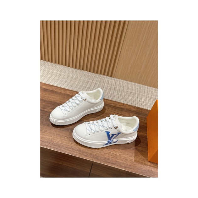 LOUIS VUITTON 루이비통 여성용 스니커즈 L1022