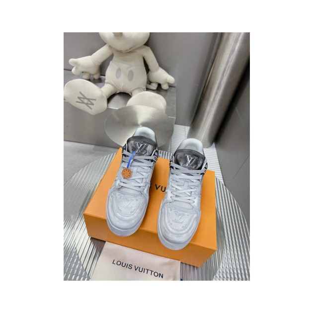 LOUIS VUITTON 루이비통 남여공용 스니커즈 5221