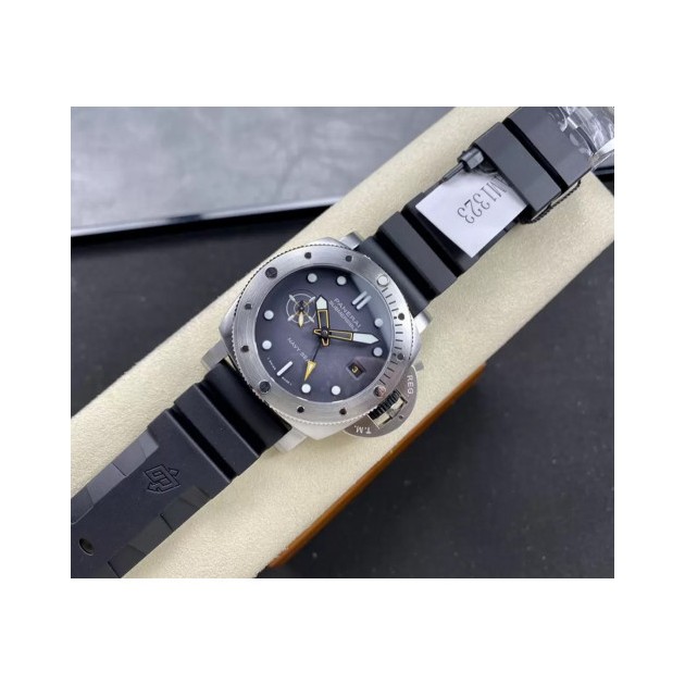 PANERAI 파네라이 루미노르 섭머저블 네이비/블랙 씰 GMT PAM01323 (2color)
