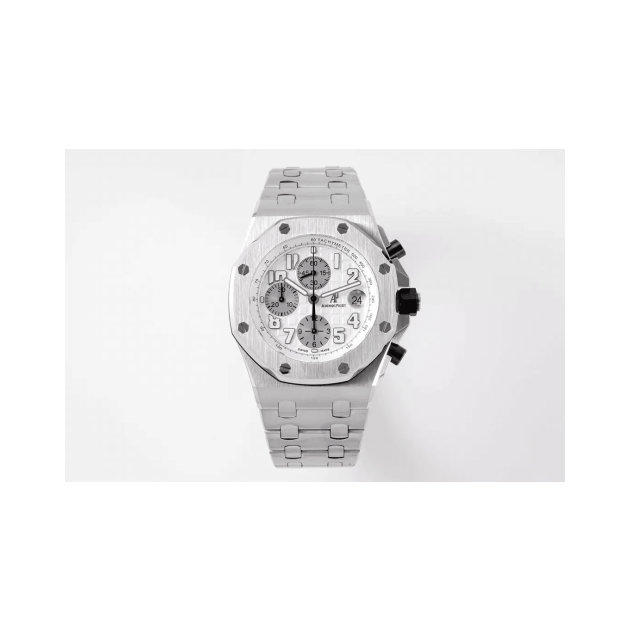 AUDEMARS PIGUET 오데마피게 로얄오크 오프쇼어 화이트 다이얼 26470