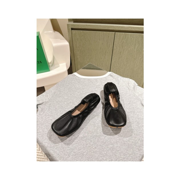 BOTTEGA VENETA 보테가베네타 남여공용 부츠 V83113-1 2024/신상