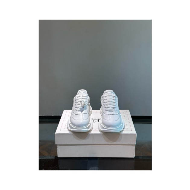 ALEXANDER MCQUEEN 알렉산더맥퀸 남여공용 스니커즈 2024/신상 블랙,화이트 2color