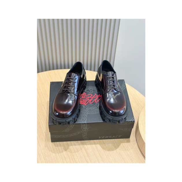 VERSACE 베르사체 남성용 로퍼 V85329-1 2024/신상