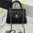 CHANEL 샤넬 코코핸들 미니 체인백 AP4244
