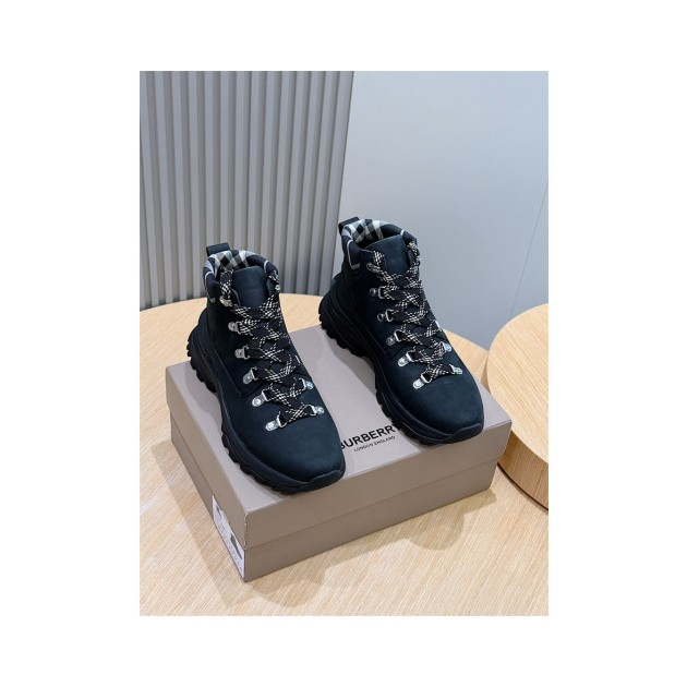 BURBERRY 버버리 남성용 스니커즈 B68434-1 2024/신상 2COLOR