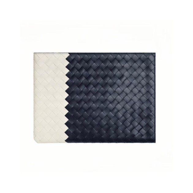 BOTTEGA VENETA 보테가베네타 인트레치아토 하프 지퍼 파우치 607479 2COLOR