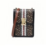 BURBERRY 버버리 체크 로빈백 8030427