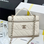 CHANEL 샤넬 코스메틱 파우치백 AP4407