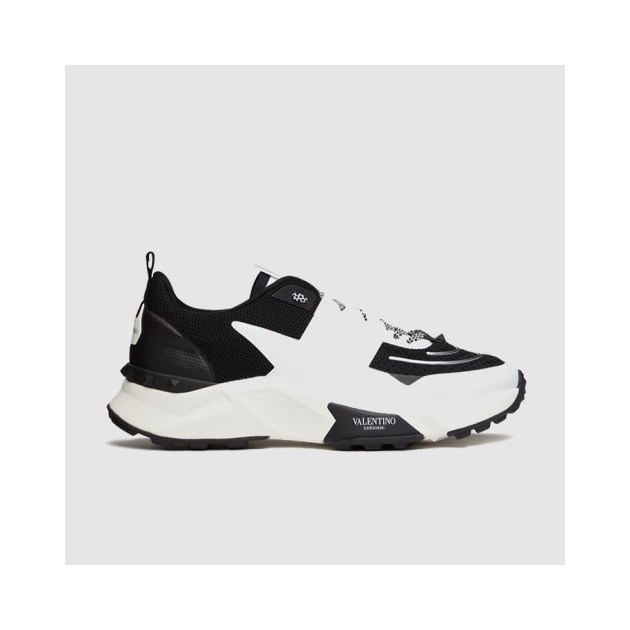 VALENTINO 발렌티노 남성용 러버라이즈 로우탑 스니커즈