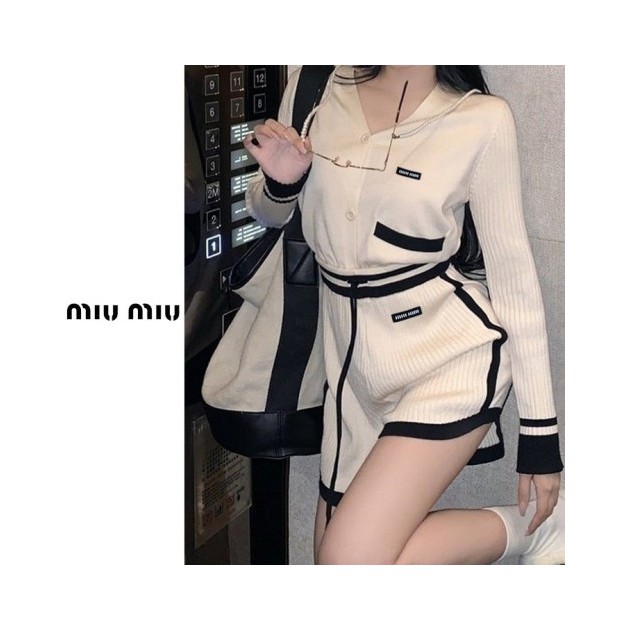 MIUMIU 미우미우 골지 브이 가디건 반바지 세트 2COLOR