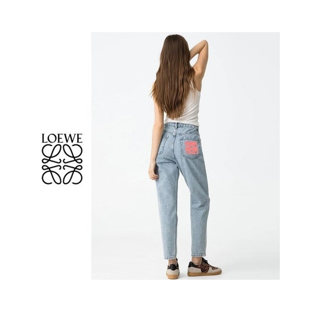 LOEWE 로에베 핑크 로고 연 청바지