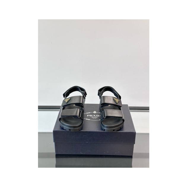PRADA 프라다 남성용 샌들 P64299