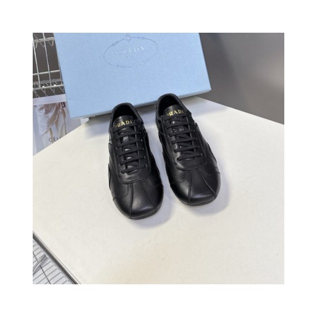 PRADA 프라다 남여공용 스니커즈 P24425 2COLOR