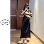 PRADA 프라다 배색 반집업 원피스