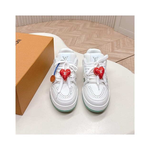 LOUIS VUITTON 루이비통 남여공용 스니커즈 L96331 2COLOR