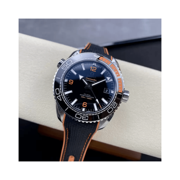 OMEGA 오메가 씨마스터 플래닛 오션 쿼터 오렌지 600m 그레이 티타늄 다이얼 43.5mm 215.92.44.21.99.001