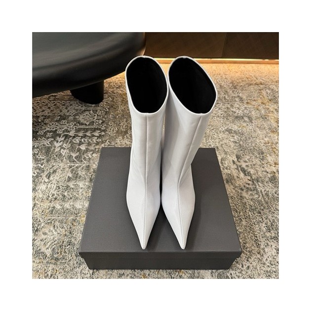 BALENCIAGA 발렌시아가 여성용 부츠 (굽높이8CM) B11302 2COLOR