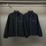 PRADA 프라다 메탈 플레이트 절개 윈드브레이커